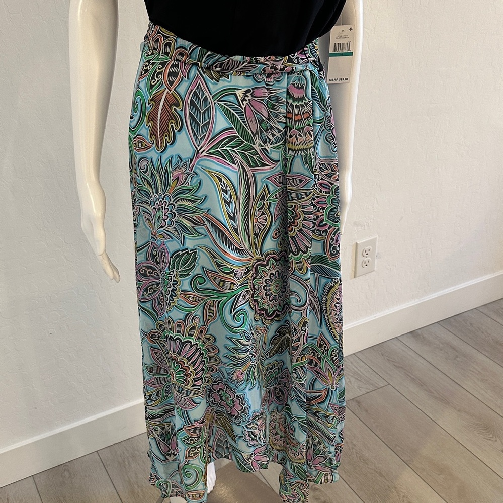 SLNY Asymmetrical Dress in Black and Teal - Picture 3 of 7